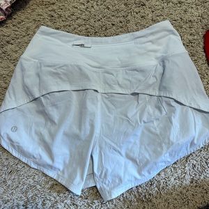white Lululemon Speed up low-rise lined short 2.5” size 4